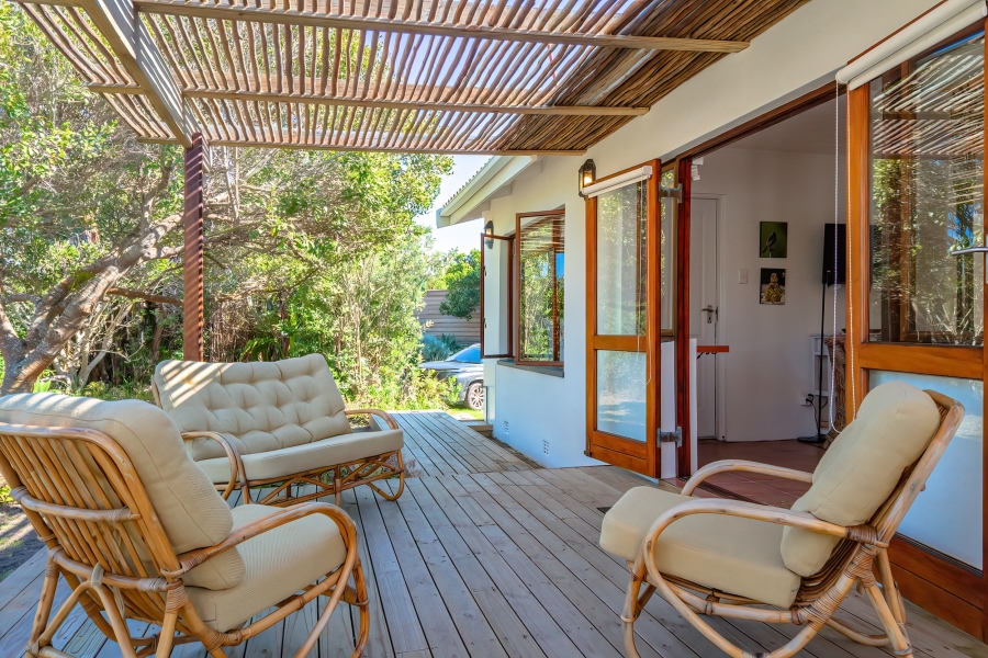 2 Bedroom Property for Sale in Keurboomstrand Western Cape